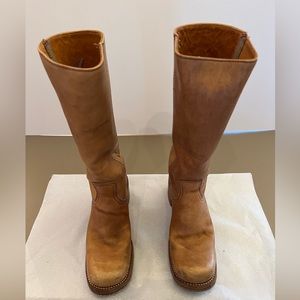 Womens Frye Boots. Sz 7B